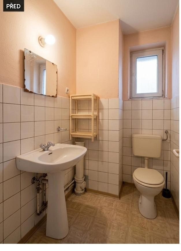Koupelna před rekonstrukcí